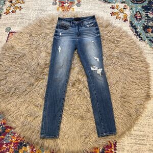 Buckle black label ankle skinny jeans size 26 ￼